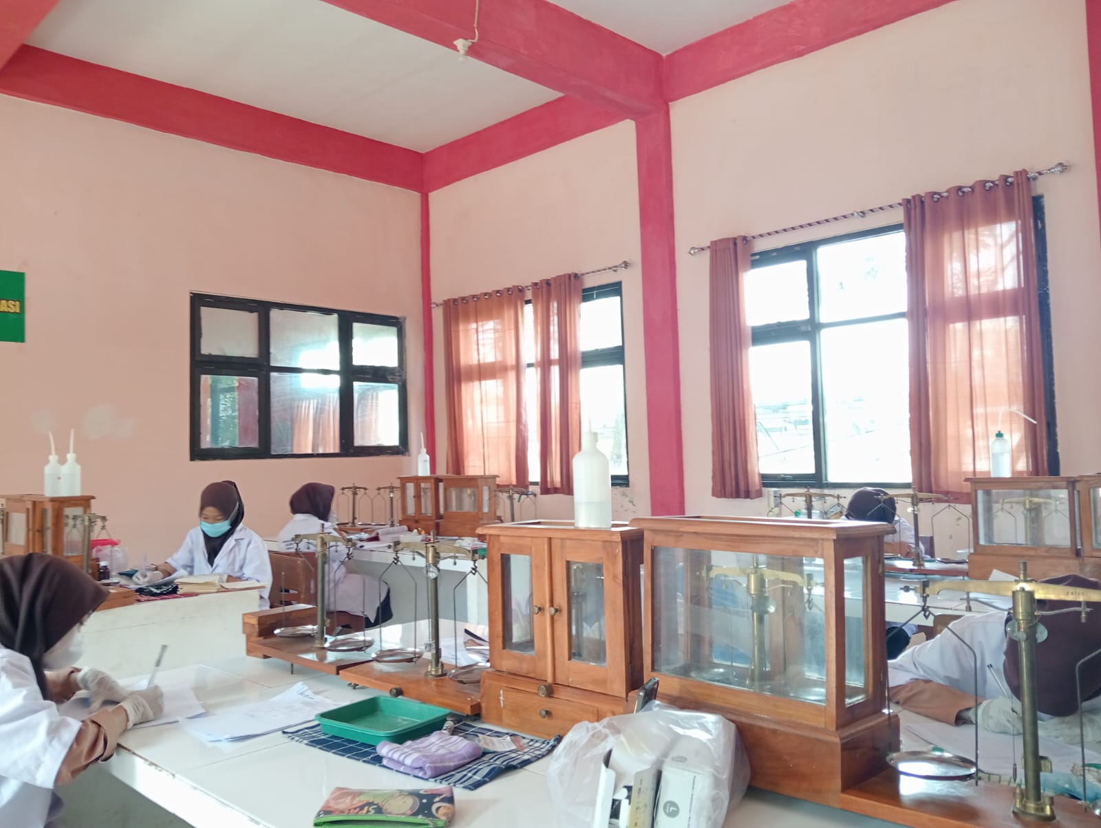 Laboratorium Farmasi